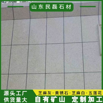 黄锈石干挂板 花岗岩荔枝面30mm干挂幕墙砖 浅黄锈石外墙贴板图片图4
