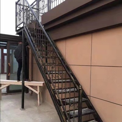 定制户外简易钢楼梯消防楼梯旋转梯室内L型梯阳台焊接铁楼梯室外