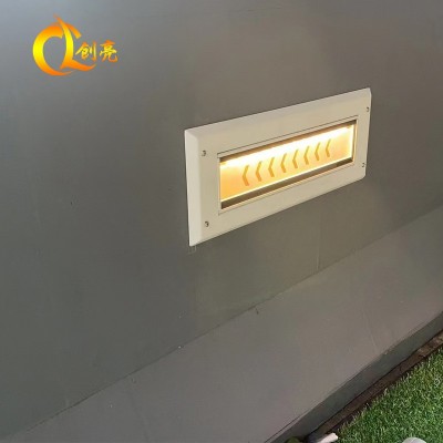 公路护栏一体灯18w 高架桥梁护栏灯波形led道路照明灯交通警示灯图2