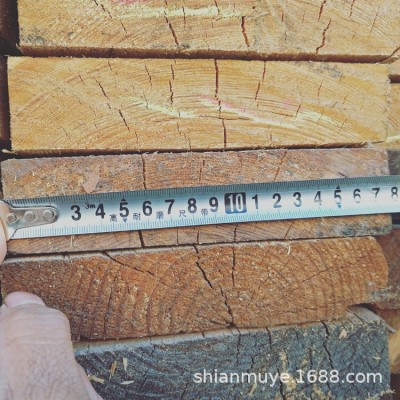 厂家批发建筑桥梁木方工程隔断龙骨硬长条户外地板庭院实木大板图1