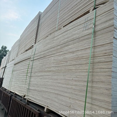 厂家直销防水胶全松木建筑用LVL多层板木方拉条 不开胶密度好图4