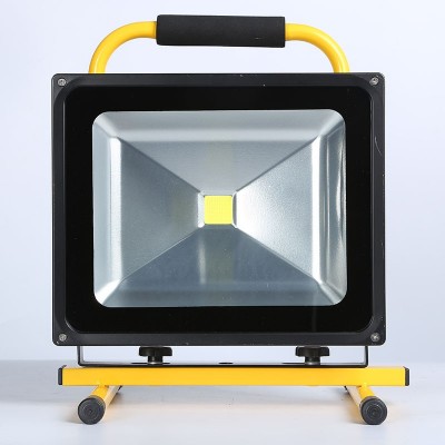LED10W20W30W50W充电手提工作灯露营户外投光灯锂电池移动灯定制图2