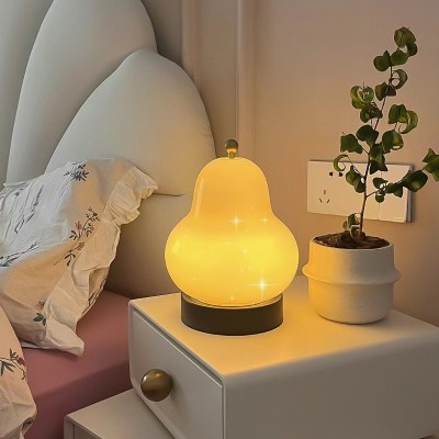 法式奶油梨子台灯卧室床头客厅简约高级感充电便携氛围装饰小夜灯