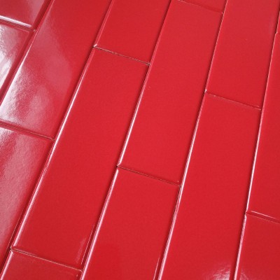 中国红长条砖 红色亮面墙砖 淄博个性小砖 千纳手工砖图5