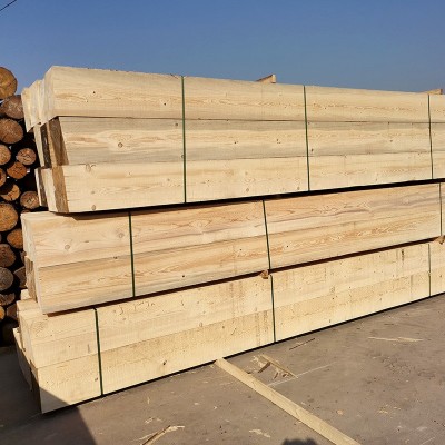 建筑木方木板工程工地用白松松木辐射松樟子松拿样木材原木现货图3