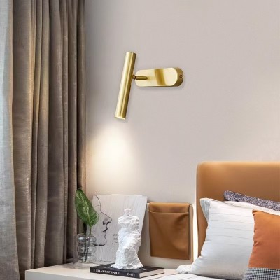 全铜北欧壁灯简约创意个性艺术小黄人旋转轻奢设计师卧室床头壁灯图3