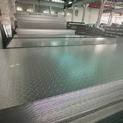 镀锌花纹板镀锌花纹钢板H-235B楼梯压花热轧板卷防滑耐磨厚壁方管图4