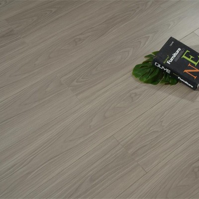 强化复合地板 10mm工程地板防水耐磨批发木地板门店装修工厂图5