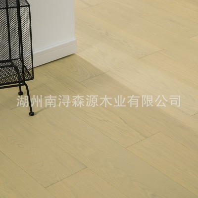 定制纯三层橡木3.0mm实木地板现代简约原木本色家用大锁扣免龙骨图2