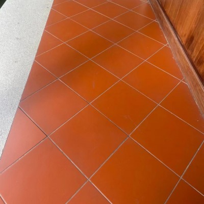 厂家防潮砖红砖600×600瓷砖吸水砖酒店学校厨房灰色4格9格防滑图3